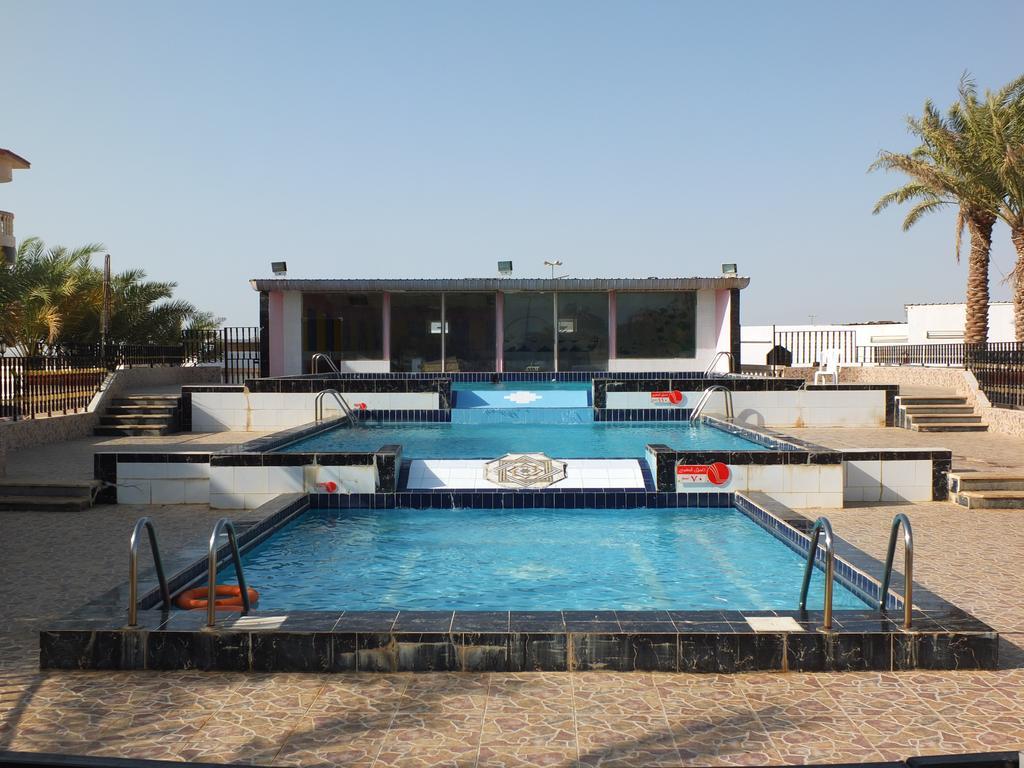 Al Ahmadi Plaza Resort 廷布 外观 照片