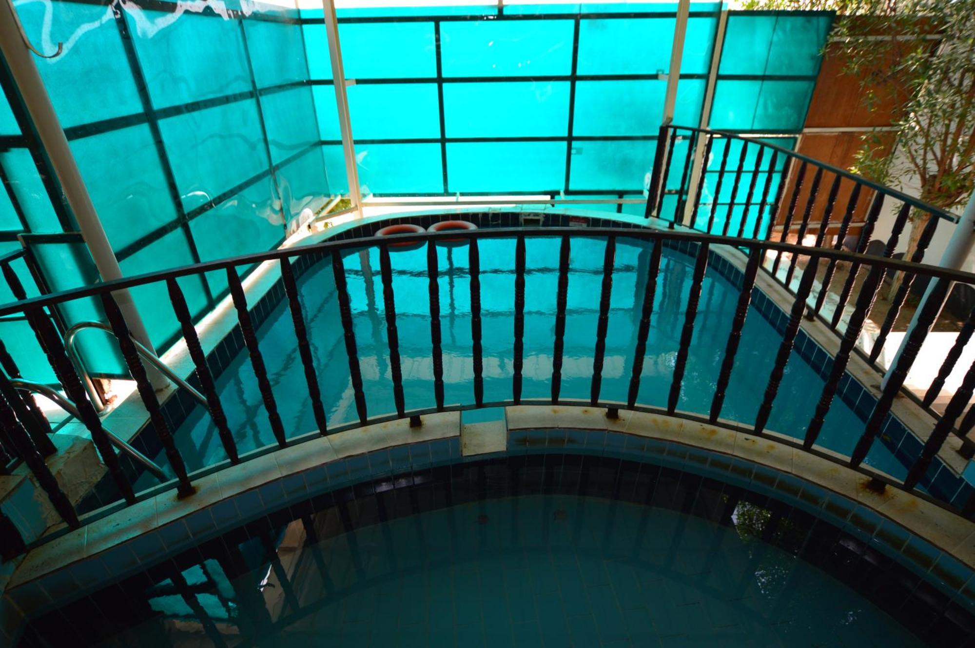 Al Ahmadi Plaza Resort 廷布 外观 照片
