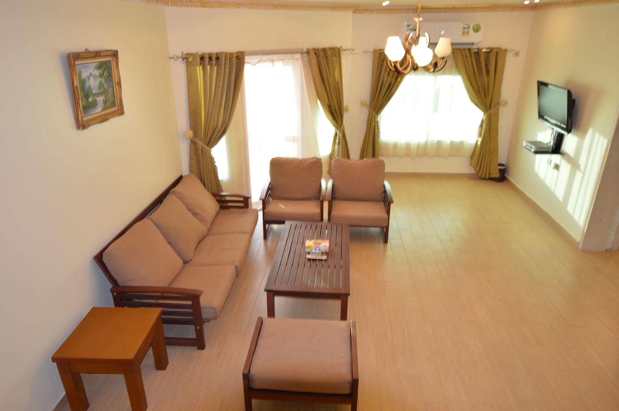 Al Ahmadi Plaza Resort 廷布 外观 照片