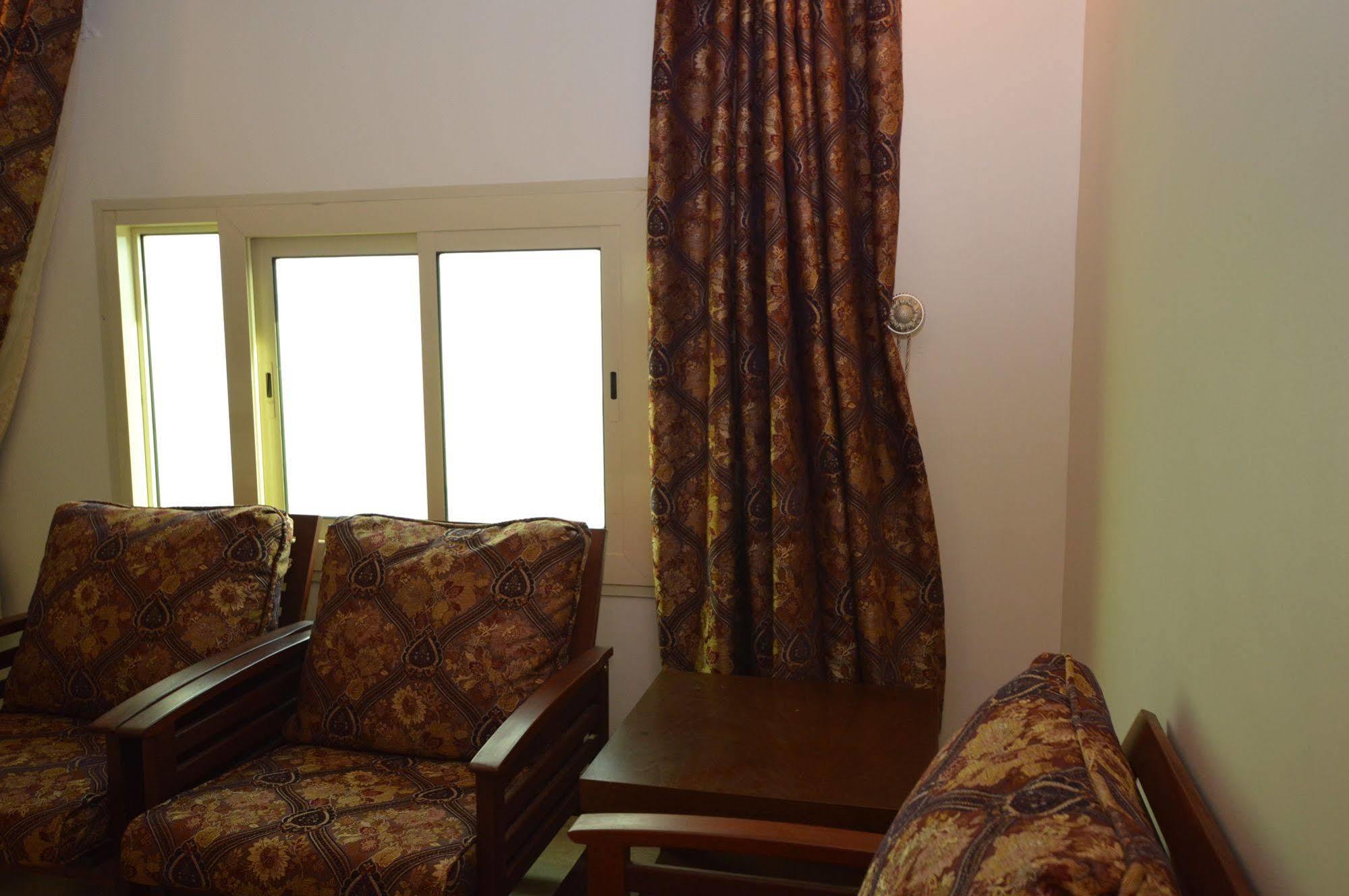 Al Ahmadi Plaza Resort 廷布 外观 照片