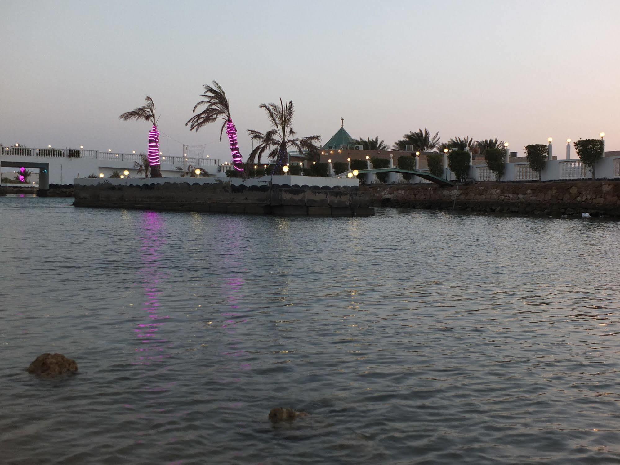 Al Ahmadi Plaza Resort 廷布 外观 照片
